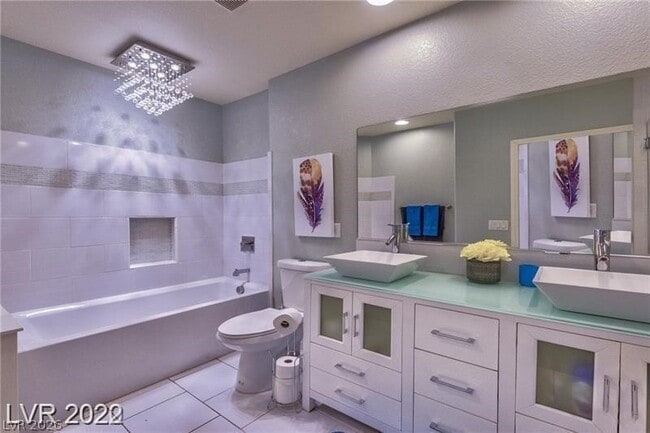 7067 Westpark Ct