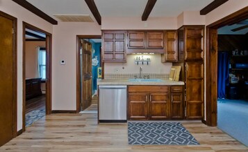 52 Ludger Ave in Chicopee, MA - Building Photo - Building Photo