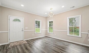 11816 Shady Ln in Chester, VA - Building Photo - Building Photo