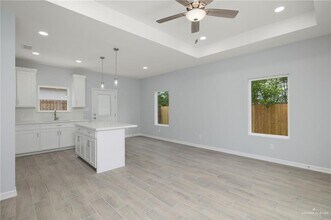 22 Acacia St in Alamo, TX - Building Photo - Building Photo