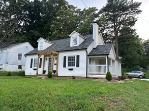 900 Gales Ave in Winston-Salem, NC - Building Photo - Building Photo