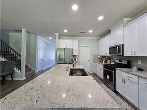 4709 Dufour Dr in Lilburn, GA - Building Photo - Building Photo