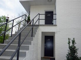 2230 Cheshire Bridge Rd NE