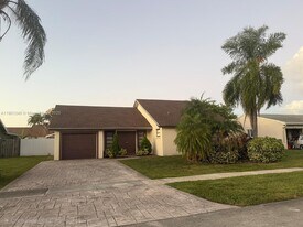11701 NW 37th Pl in Sunrise, FL - Building Photo
