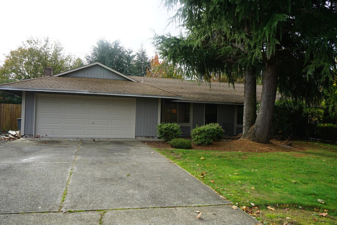 10111 NE Tanglewood Dr in Vancouver, WA - Building Photo