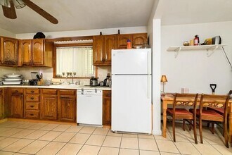 469 Windsor St, Unit 1 in Cambridge, MA - Building Photo - Building Photo
