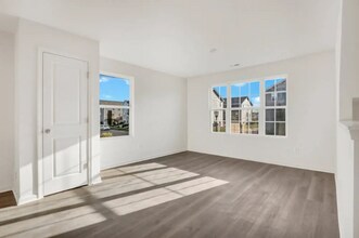 6550 Linden Trl in Bull Valley, IL - Foto de edificio - Building Photo