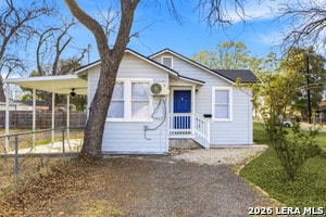 property at 2202 W Hermosa Dr