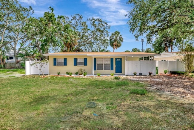 property at 4714 W Vasconia St