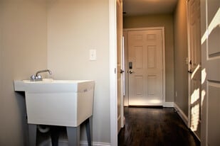 10601 River Oaks Dr, Unit 10601