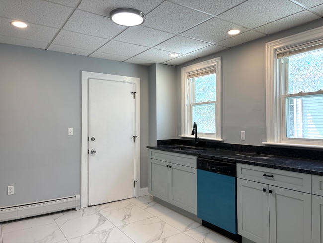126 Division St in North Attleborough, MA - Building Photo - Building Photo