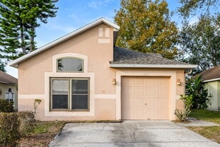 7651 Harbor Lake Dr in Orlando, FL - Building Photo