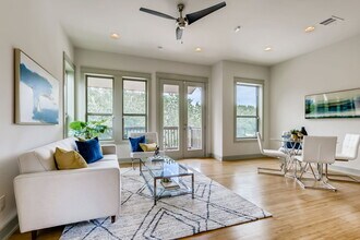 2709 E 13th St in Austin, TX - Building Photo - Building Photo