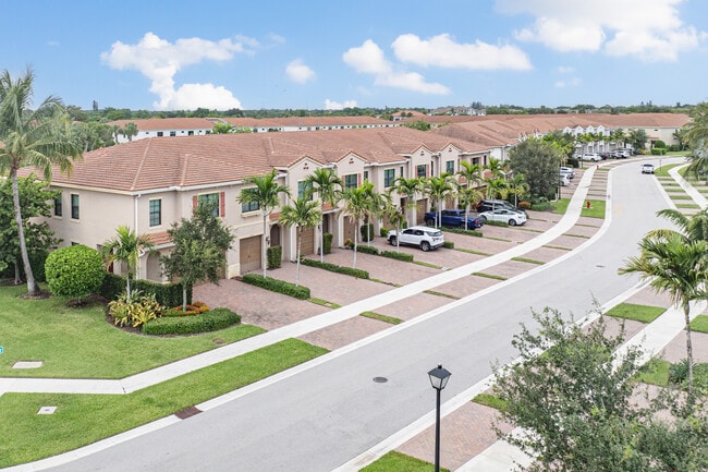 9514 Glider Way in Boca Raton, FL - Building Photo - Building Photo
