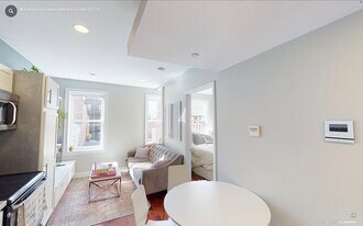 11 Anderson St, Unit 3R in Boston, MA - Building Photo