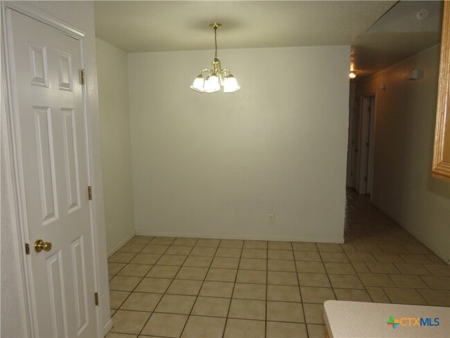 property at 2609 Lucille Dr