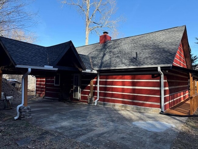 property at 523 Sundown Dr