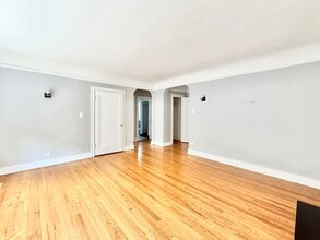 2801 W Lunt Ave in Chicago, IL - Building Photo - Building Photo