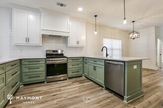 16305 Taylor Loop Rd in Little Rock, AR - Building Photo - Building Photo