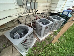 7 E Noble Ave in Monroe, MI - Building Photo - Building Photo