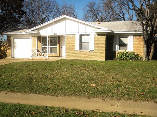 8278 Chapin Rd in Fort Worth, TX - Building Photo