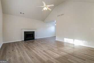 2000 Redwood Trace in Ellenwood, GA - Building Photo - Building Photo