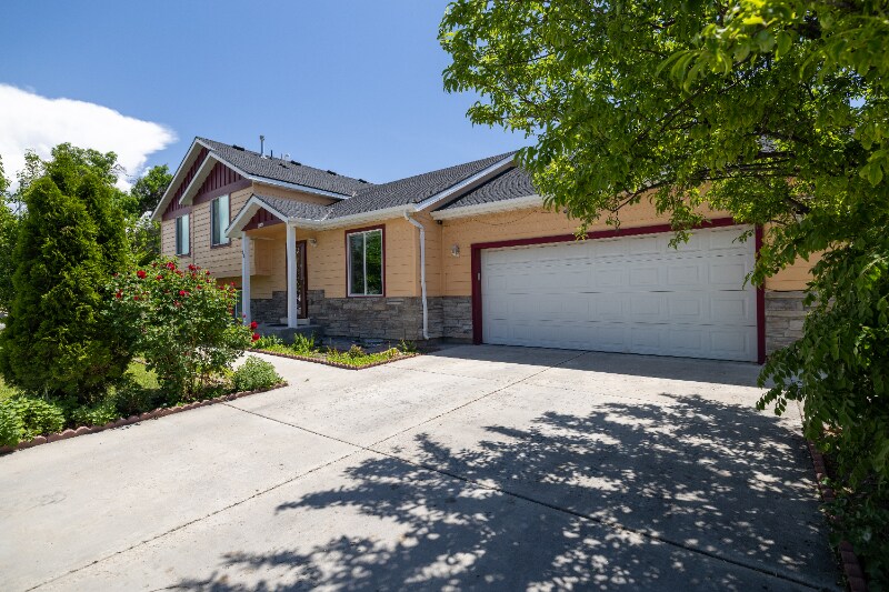 496 E 3400 S in South Salt Lake, UT - Building Photo