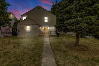 3086 Sullivant Ave, Unit 3086 Sullivant in Columbus, OH - Building Photo - Building Photo