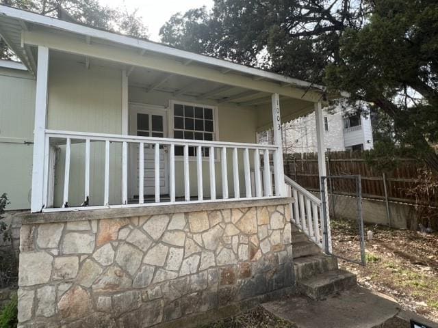 property at 1003 N LBJ Dr