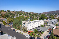 2245 Las Colinas Ave. in Los Angeles, CA - Foto de edificio - Building Photo