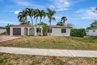 4593 Appalachian St in Boca Raton, FL - Building Photo - Building Photo