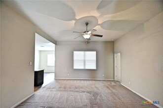 6312 Juniper Vw in New Braunfels, TX - Building Photo - Building Photo