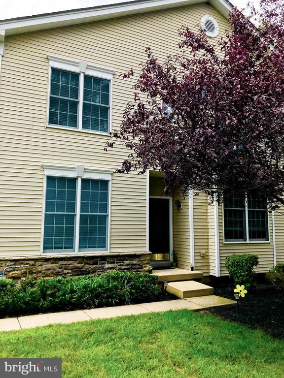 property at 22 Nestlewood Way