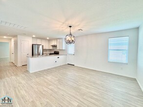 307 Ambush Ridge in San Antonio, TX - Building Photo - Building Photo