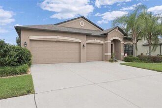 18620 Cortes Creek Blvd in Spring Hill, FL - Building Photo - Building Photo