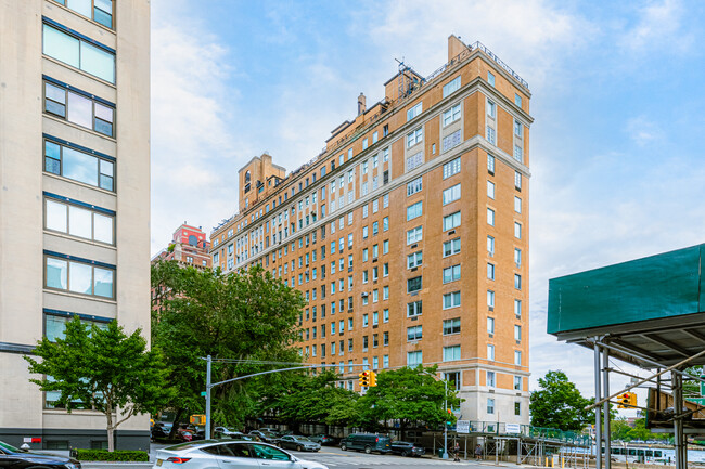 One East End in New York, NY - Building Photo - Building Photo