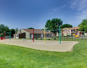 Winfield Village in Savoy, IL - Building Photo - Building Photo