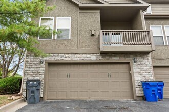 11141 S Woodsonia Dr in Olathe, KS - Building Photo - Building Photo