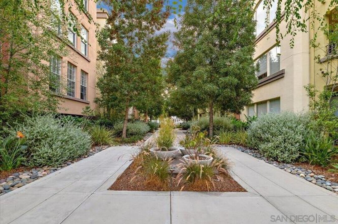 1260 Cleveland Ave in San Diego, CA - Building Photo