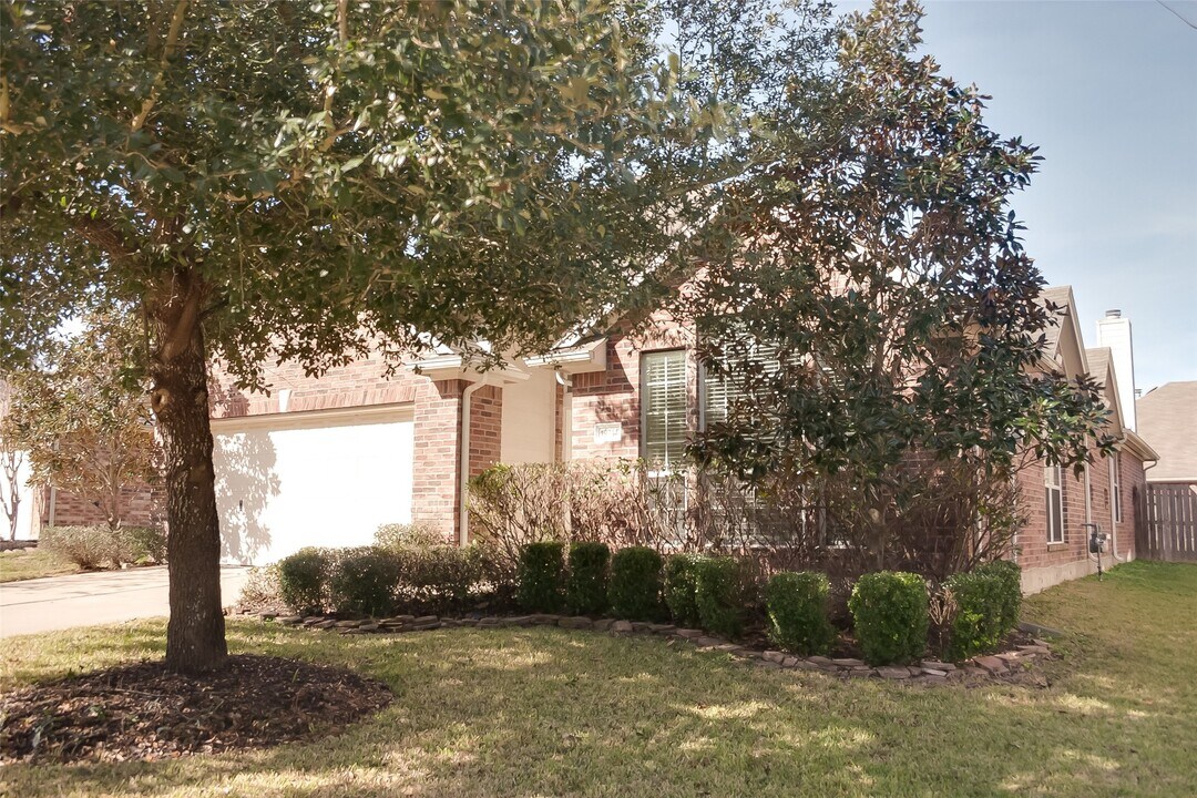 19314 Chislestone Ln in Katy, TX - Building Photo