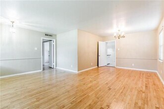1840 Baxley Dr in Carrollton, TX - Building Photo - Building Photo
