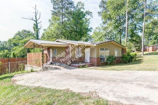 property at 1341 Hartford Dr