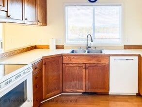 2214 Henry Ct in Moscow, ID - Building Photo - Building Photo