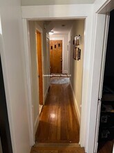50 Hull St, Unit 1 in Belmont, MA - Foto de edificio - Building Photo