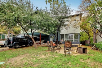 616 W 35th St in Austin, TX - Building Photo - Building Photo