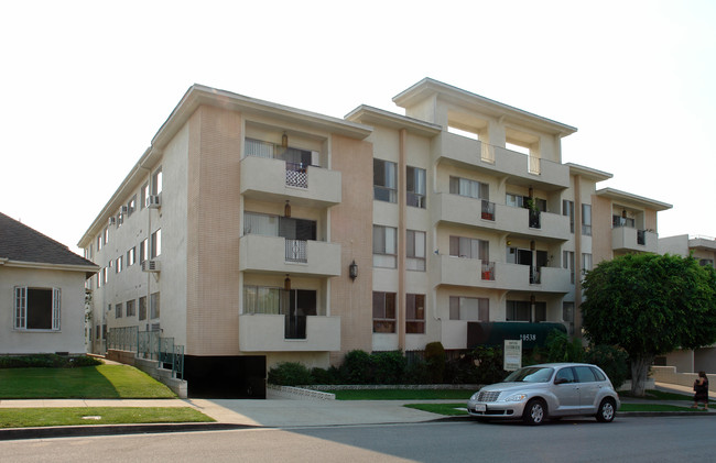 Eastbourne Apartments in Los Angeles, CA - Building Photo - Building Photo