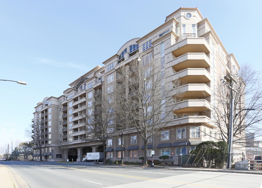 Camden Grandview in Charlotte, NC - Building Photo