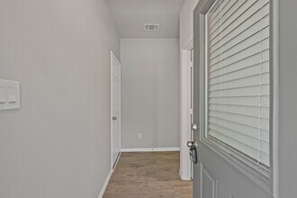 13502 Axel Ln in Houston, TX - Building Photo - Building Photo