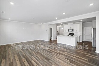 1015 Red Wing Dr in Durham, NC - Building Photo - Building Photo