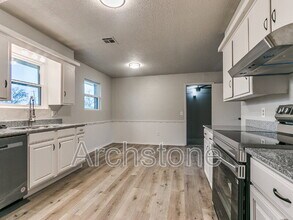 401 NW 86th St in Oklahoma City, OK - Building Photo - Building Photo